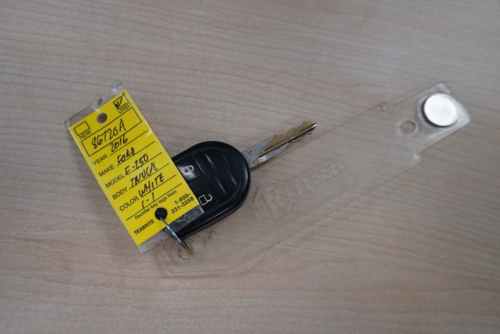 Used 2016 Ford F250 Lariat w/ Lariat Interior Package image 35