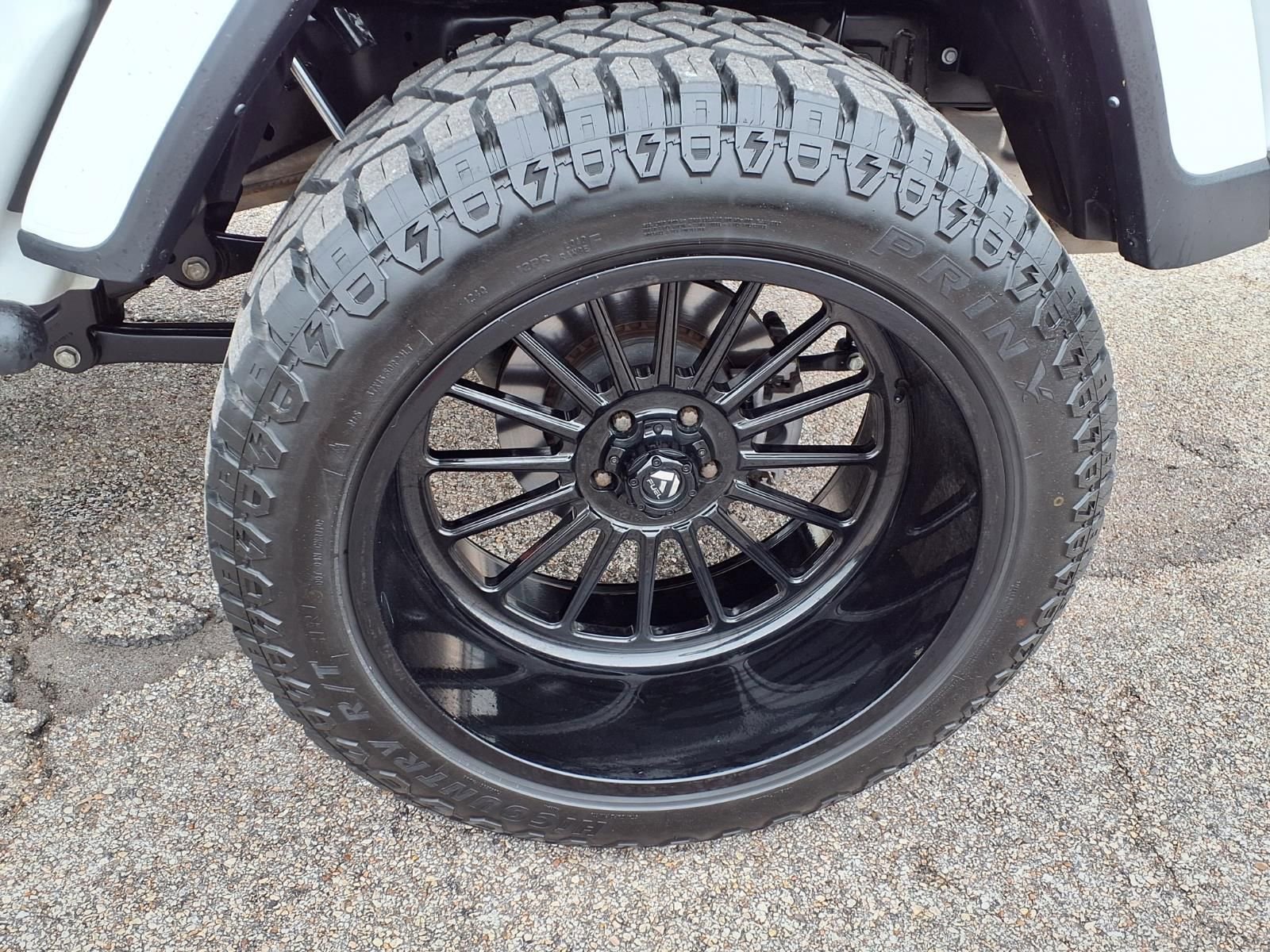 Used 2024 Jeep Gladiator Sport AWD/4WD image 25