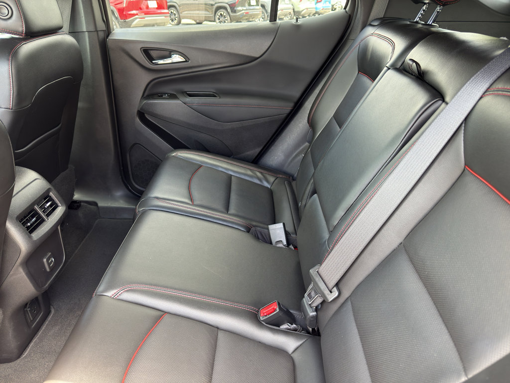 Used 2022 Chevrolet Equinox RS w/ RS Leather Package image 25