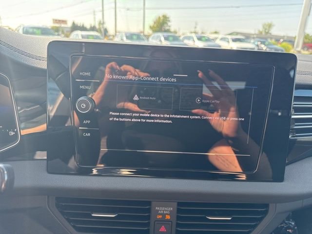 Used 2025 Volkswagen Jetta S image 11