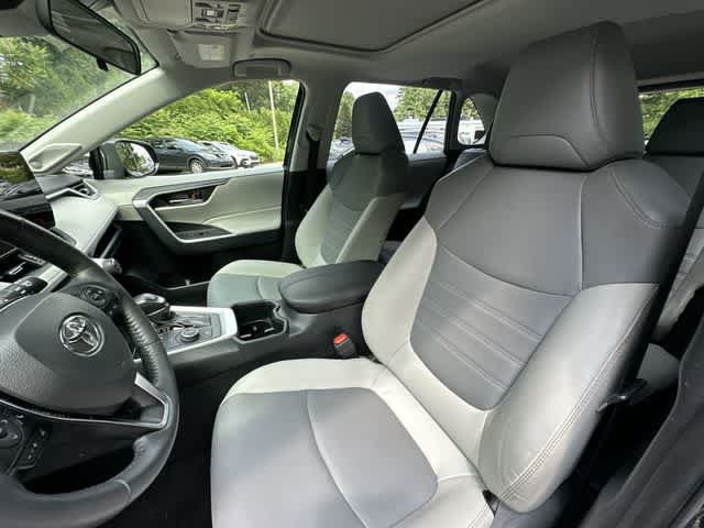 Used 2025 Toyota RAV4 XLE Premium w/ Weather Package AWD/4WD image 16