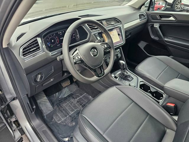 Used 2021 Volkswagen Tiguan SEL image 15
