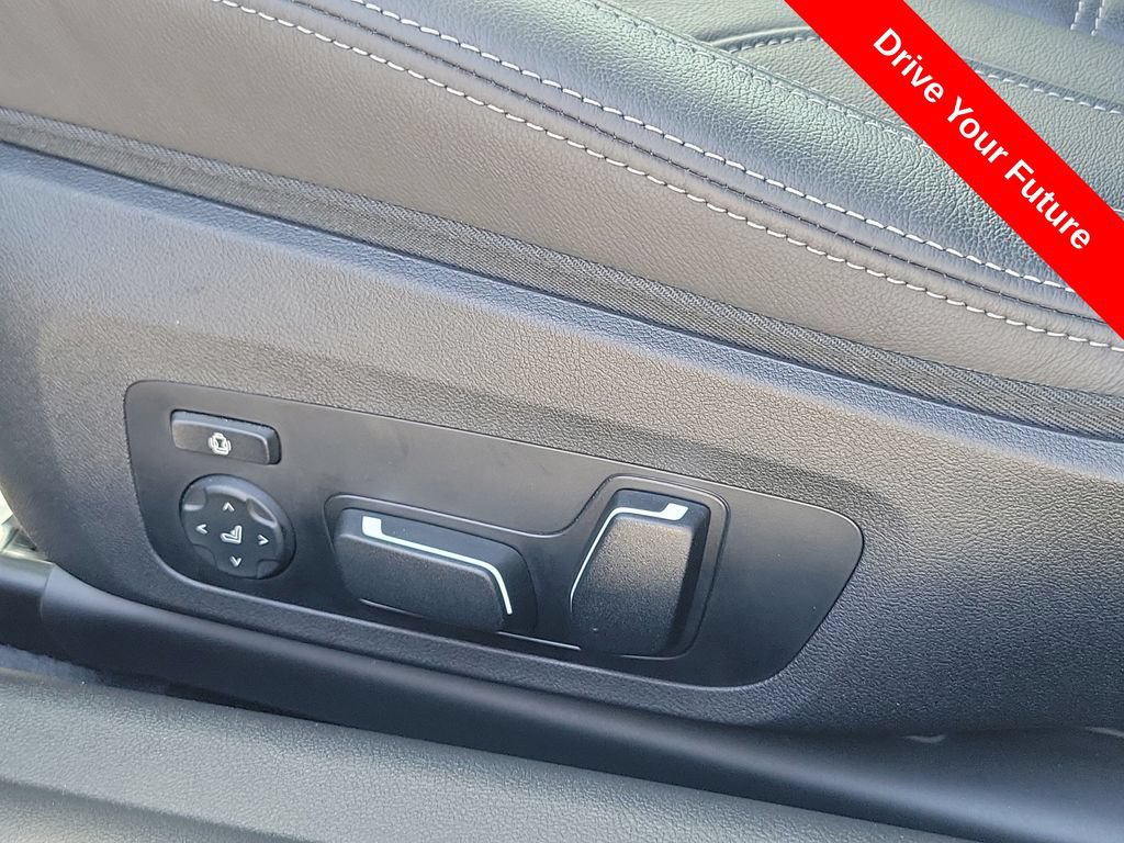 Used 2024 BMW M2 w/ Lighting Package RWD image 21