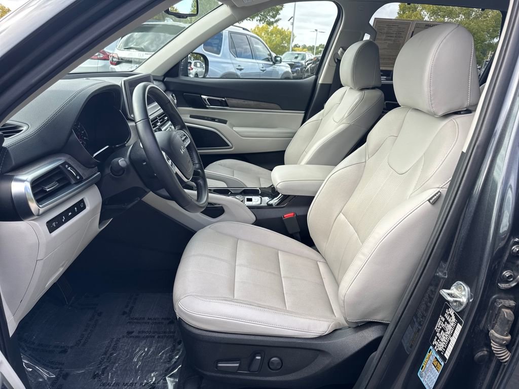 Used 2022 Kia Telluride EX w/ EX Premium Package image 9