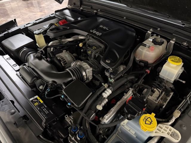 Used 2020 Jeep Gladiator Sport AWD/4WD image 39