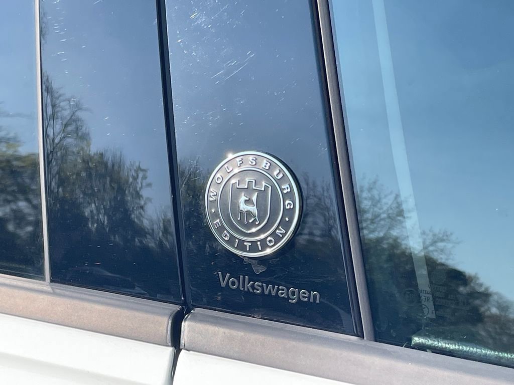 Used 2024 Volkswagen Tiguan Wolfsburg Edition image 13
