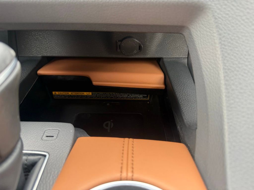 Used 2019 Toyota Avalon Limited w/ Advanced Safety Package image 20