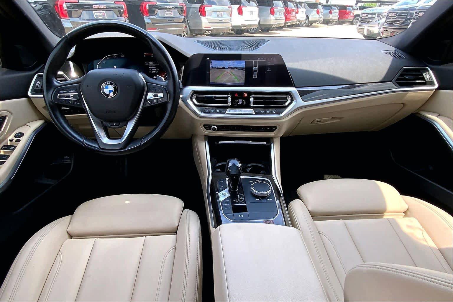 Used 2020 BMW 330i xDrive Sedan w/ Convenience Package AWD/4WD image 15