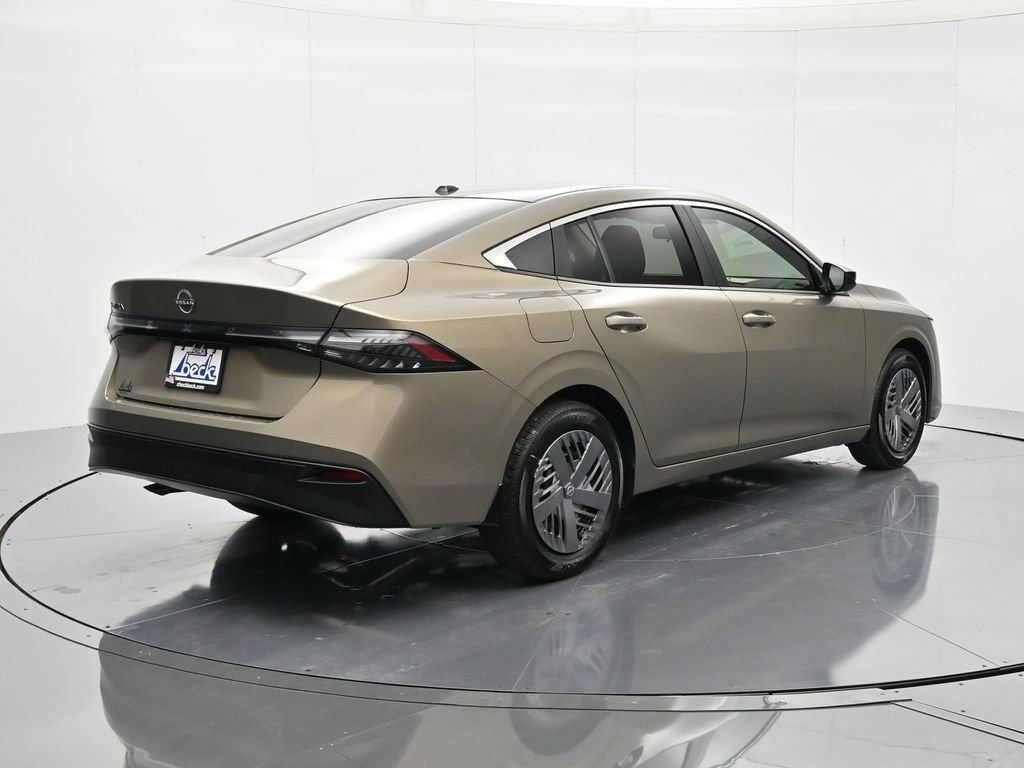 New 2026 Nissan Sentra SV w/ Floor Mat Package FWD image 5