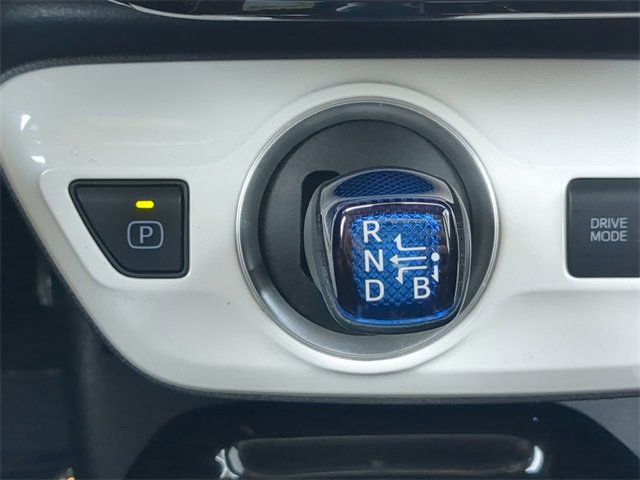 Used 2019 Toyota Prius Prime Advanced image 18