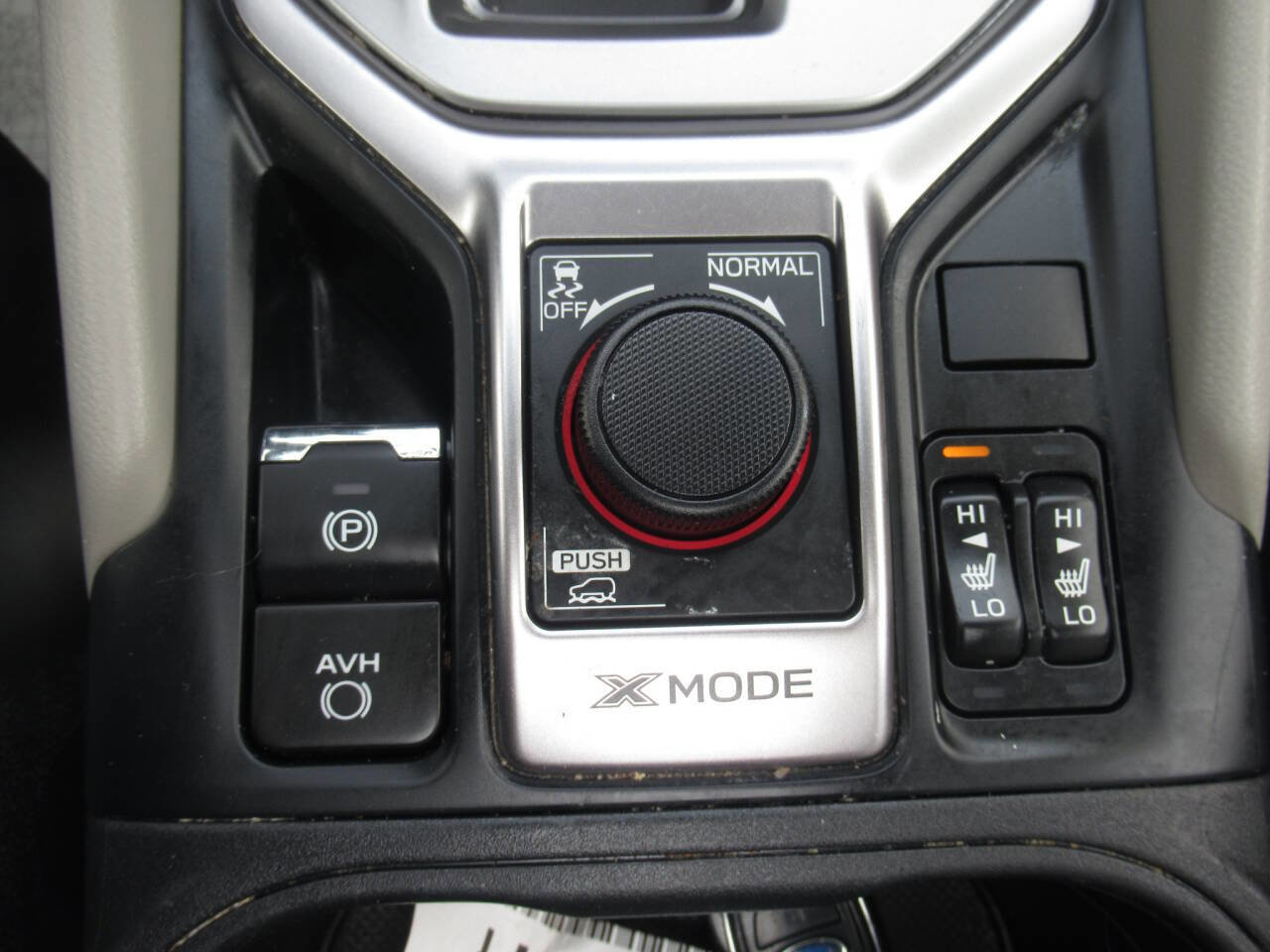Used 2022 Subaru Forester Premium AWD/4WD image 32
