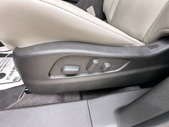 Certified 2023 Cadillac XT4 Premium Luxury FWD image 20