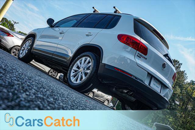 Used 2017 Volkswagen Tiguan Limited w/ Premium Package image 5
