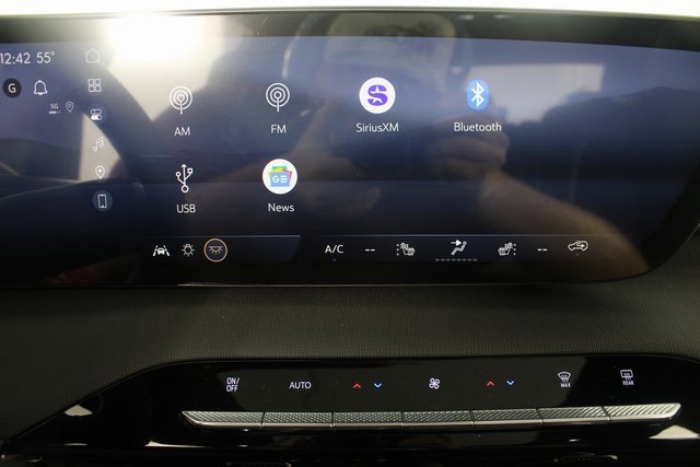 New 2026 Buick Enclave Sport Touring w/ Super Cruise Package image 7