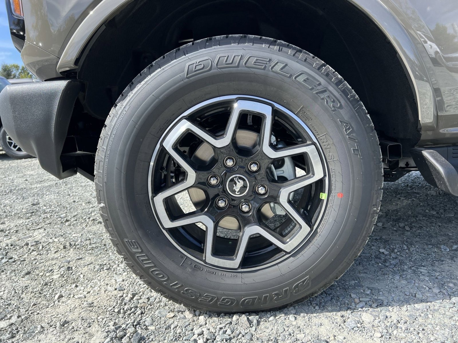 New 2025 Ford Bronco Outer Banks image 12