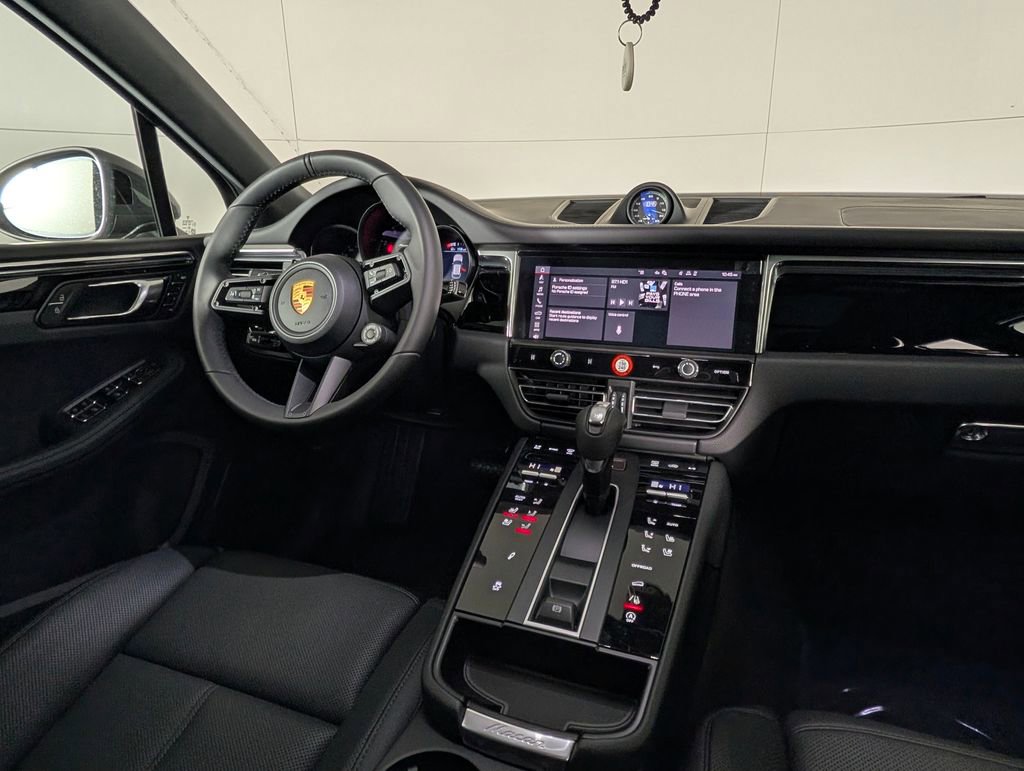 New 2026 Porsche Macan Turbo AWD/4WD image 22
