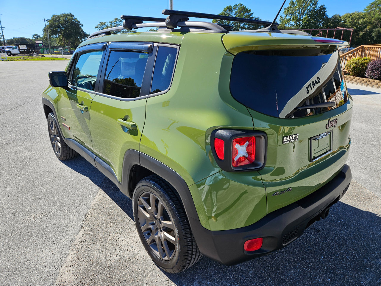 Used 2016 Jeep Renegade 75th Anniversary image 4