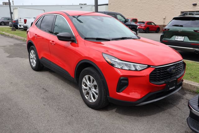 Used 2024 Ford Escape Active AWD/4WD image 5