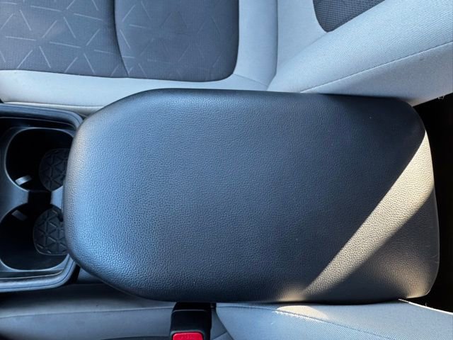 Used 2021 Toyota RAV4 XLE w/ Convenience Package image 17