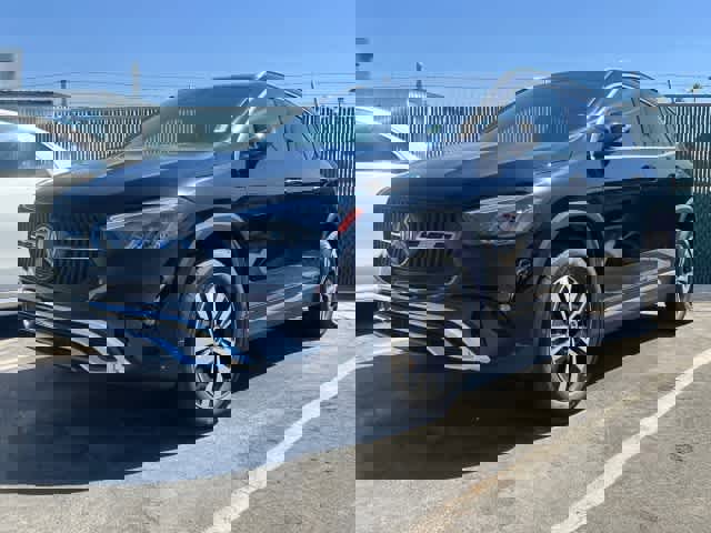 New 2025 Mercedes-Benz GLA 250