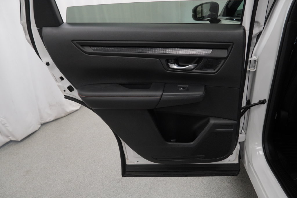 Used 2025 Honda CR-V Sport-L image 40