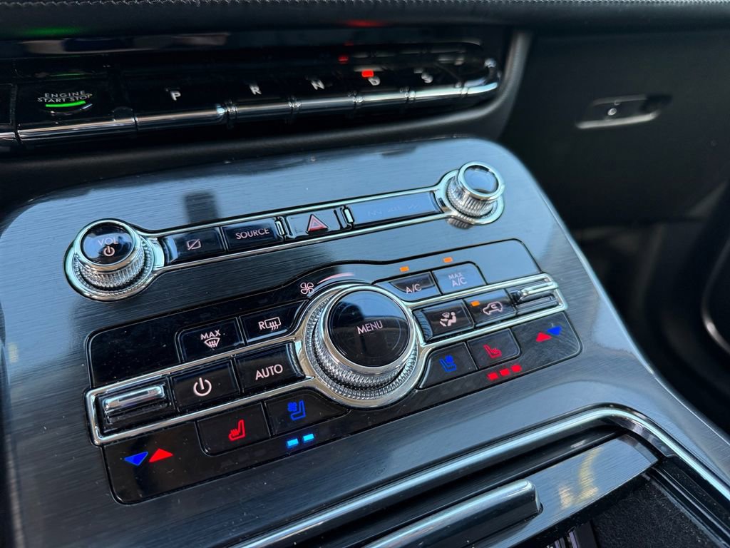 Used 2022 Lincoln Nautilus Reserve image 22