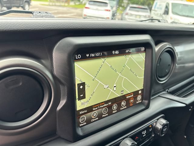 Used 2023 Jeep Gladiator Sport AWD/4WD image 20