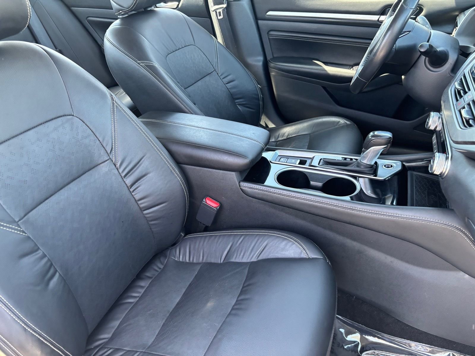 Used 2023 Nissan Altima 2.5 SL FWD image 15