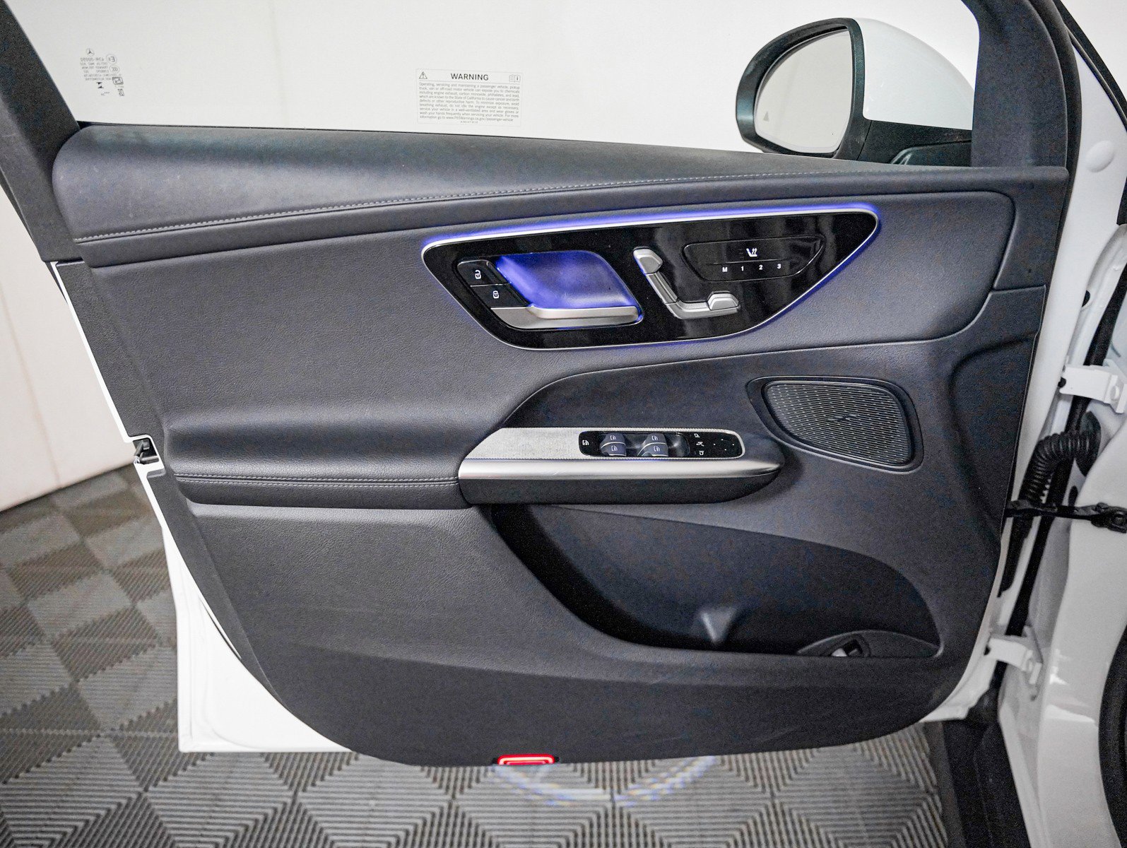 Certified 2024 Mercedes-Benz GLC 300 image 23