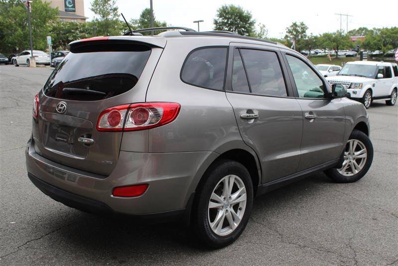 Used 2012 Hyundai Santa Fe Limited w/ Navigation Pkg 4 FWD image 5