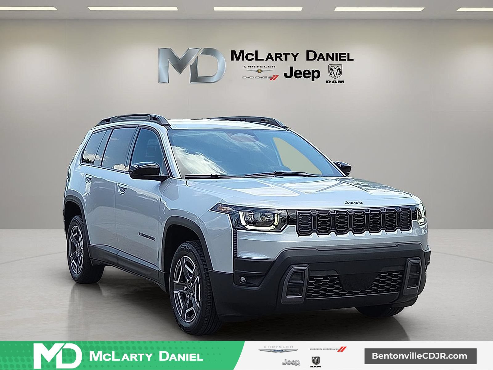 New 2026 Jeep Cherokee Laredo AWD/4WD image 1