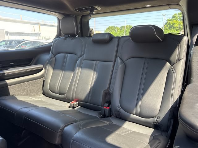 Used 2023 Jeep Grand Wagoneer Series II AWD/4WD image 12