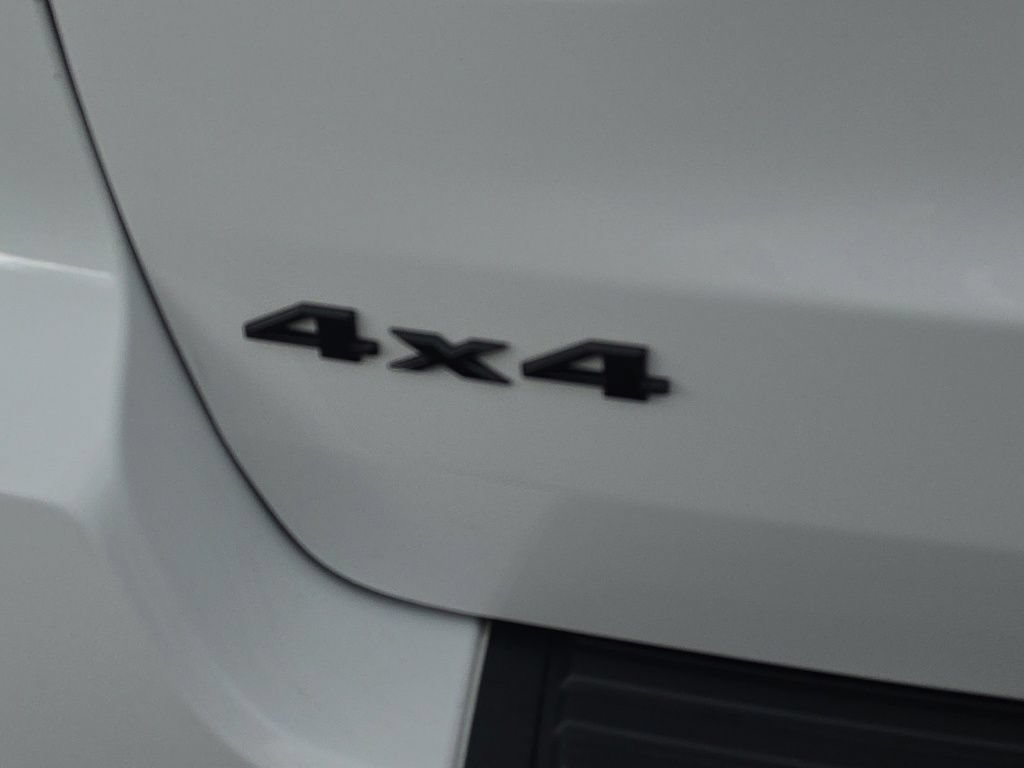 Used 2019 Jeep Grand Cherokee Altitude AWD/4WD image 7