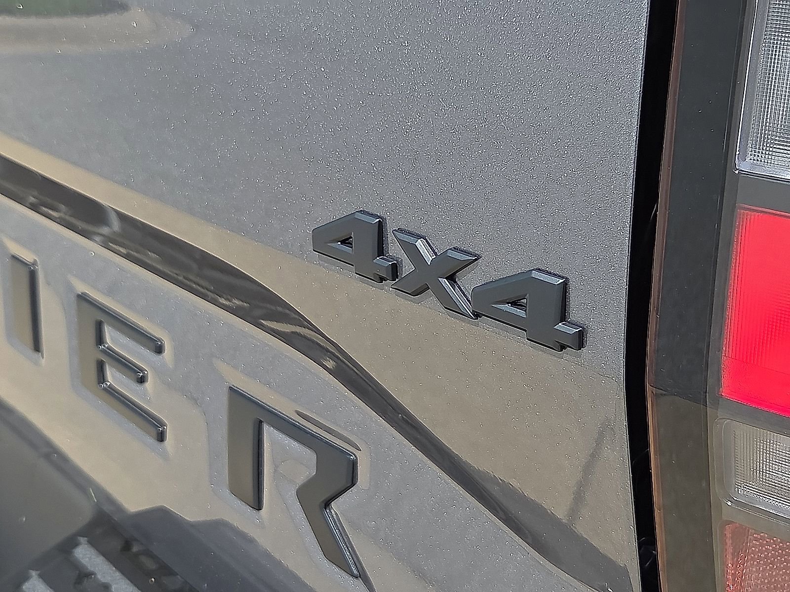 New 2026 Nissan Frontier SV w/ Tow Package AWD/4WD image 8