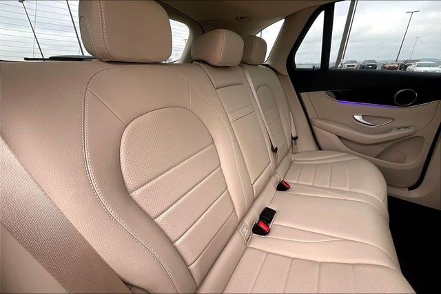 Used 2022 Mercedes-Benz GLC 300 4MATIC image 32