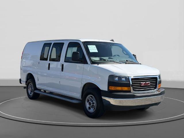 Used 2024 GMC Savana 2500 w/ Driver Convenience Package image 4