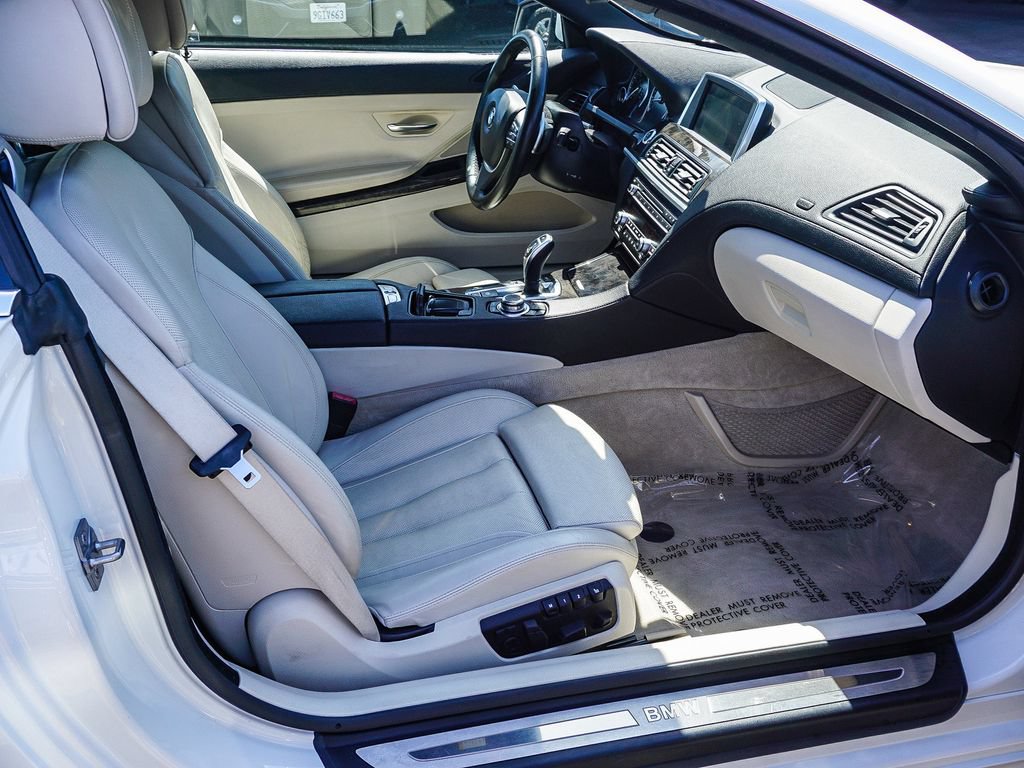 Used 2012 BMW 650i Convertible RWD image 12