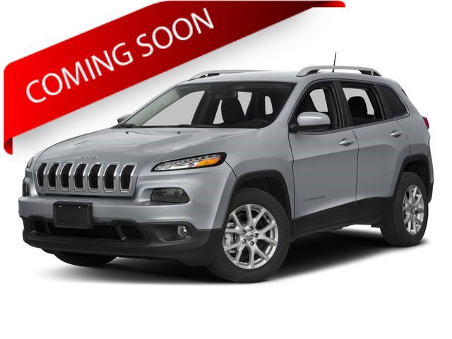 Used 2018 Jeep Cherokee Latitude w/ Cold Weather Group