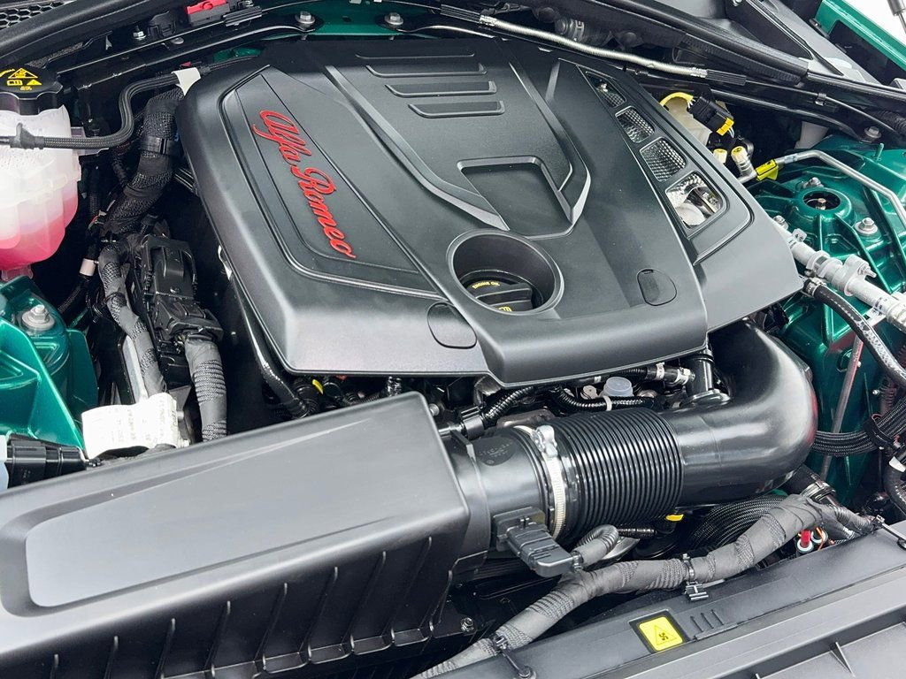 New 2025 Alfa Romeo Giulia Base image 55