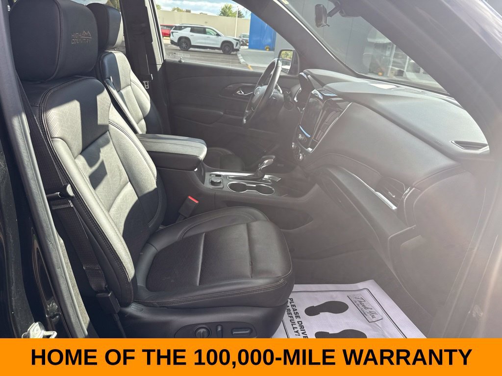Used 2023 Chevrolet Traverse High Country AWD/4WD image 23