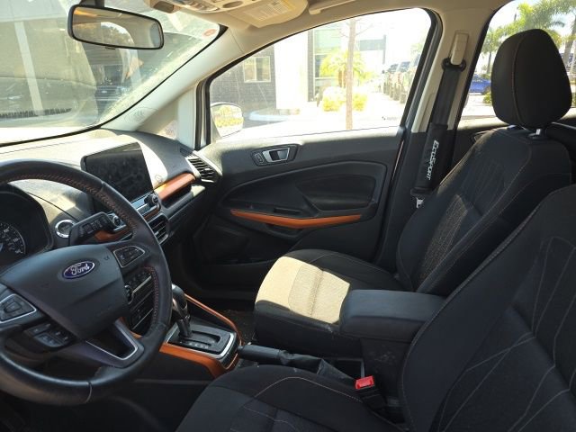 Used 2021 Ford EcoSport SE w/ SE Appearance Package image 3