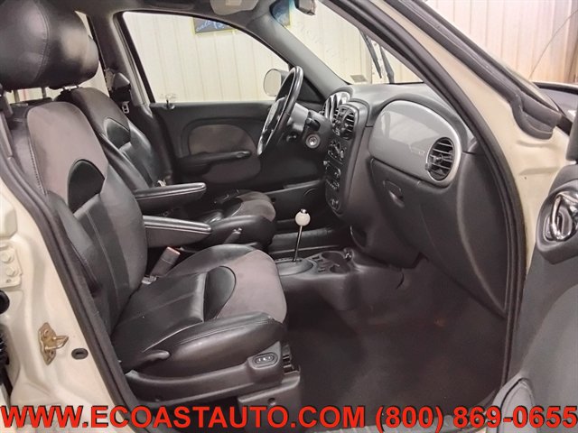 Used 2004 Chrysler PT Cruiser Limited FWD image 12