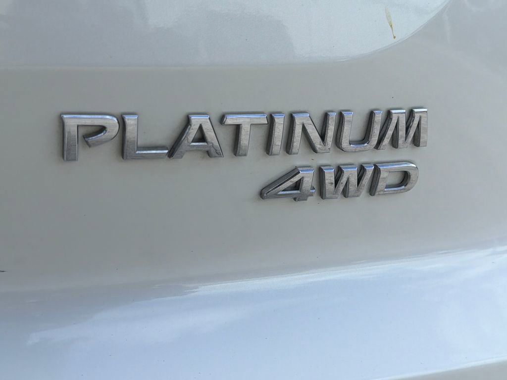 Used 2024 Nissan Pathfinder Platinum w/ Cargo Package AWD/4WD image 14