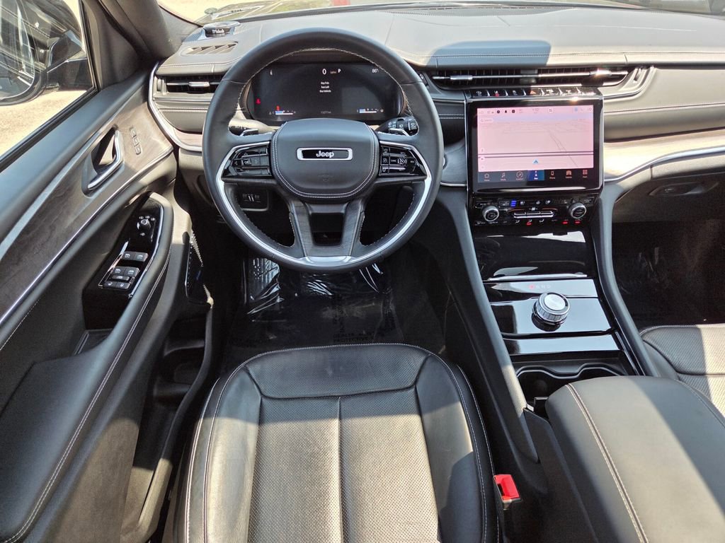 Used 2022 Jeep Grand Cherokee Overland image 21