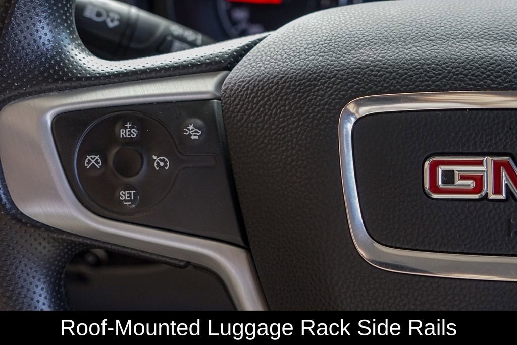 Used 2023 GMC Terrain SLE w/ Driver Convenience Package image 18