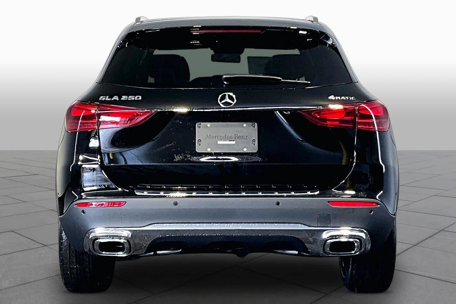 New 2026 Mercedes-Benz GLA 250 4MATIC image 4