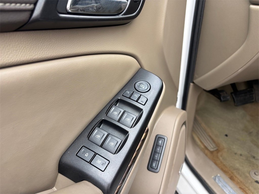 Used 2016 GMC Yukon SLT w/ Open Road Package image 18