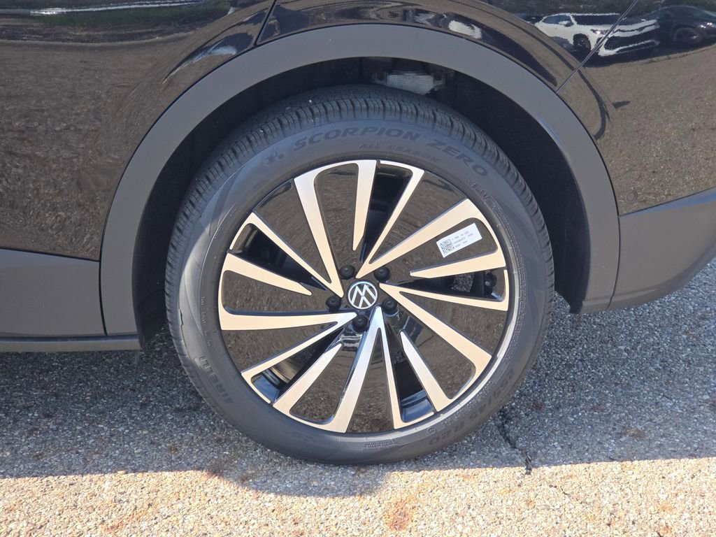 New 2025 Volkswagen ID.4 Pro AWD/4WD image 6