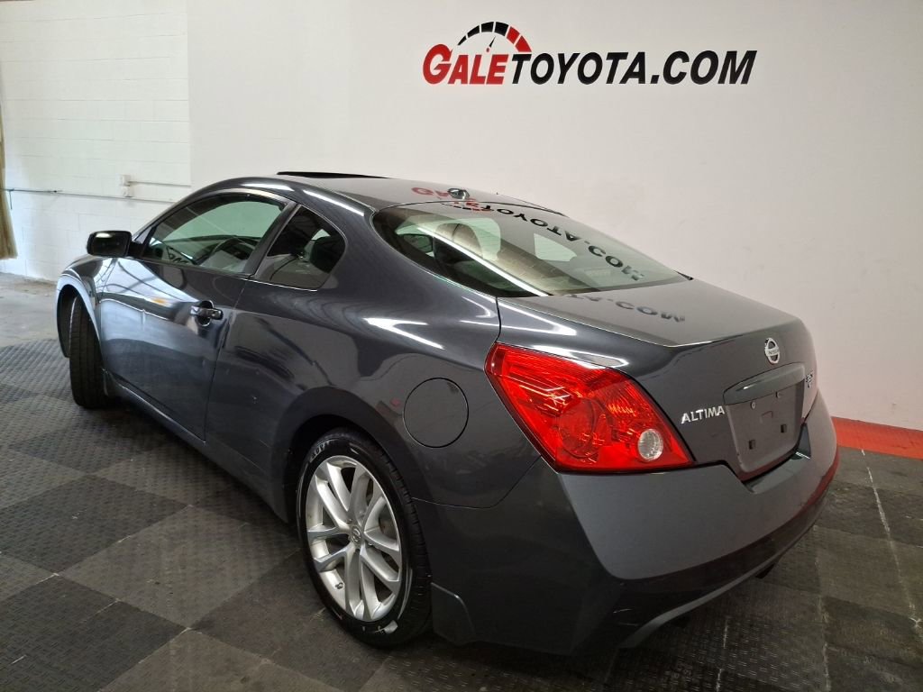 Used 2009 Nissan Altima 3.5 SE w/ Premium Pkg image 10