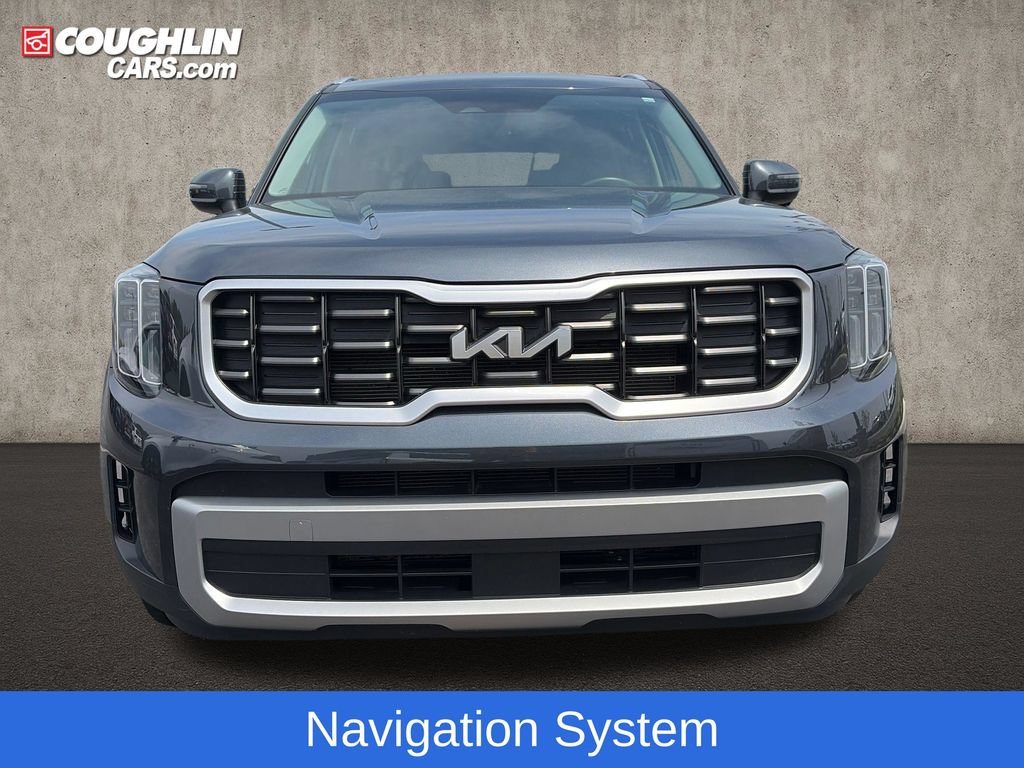 Used 2023 Kia Telluride S AWD/4WD image 3